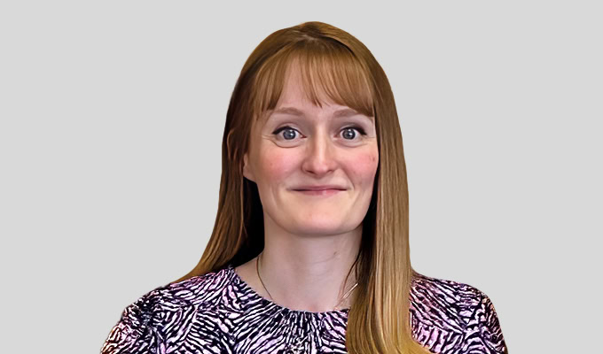 Danielle Kenneally Headshot