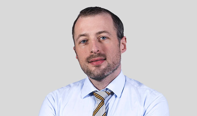 Ian McFarlane headshot
